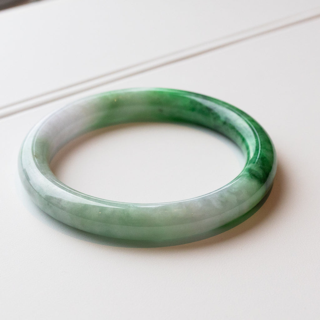 54.5mm Green Jadeite Bangle – Untreated Natural Green Burmese Jadeite