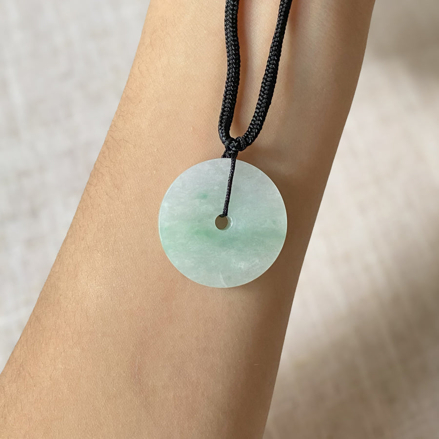 Gransky Type A Green Handcrafted Disc Jade Pendant Necklace