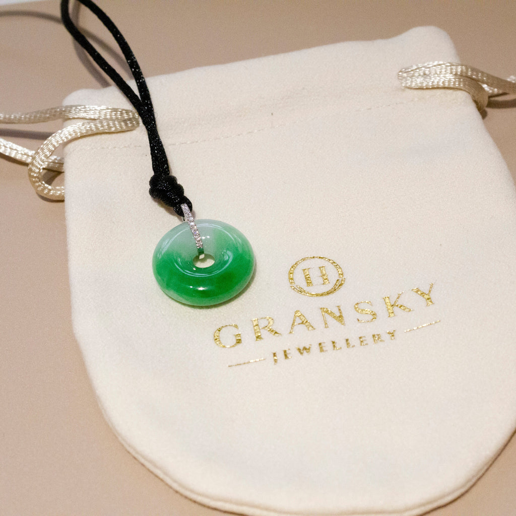 Cute Apple Green Jade Donut Pendant Necklace 18K White Gold Diamonds 18.9mm