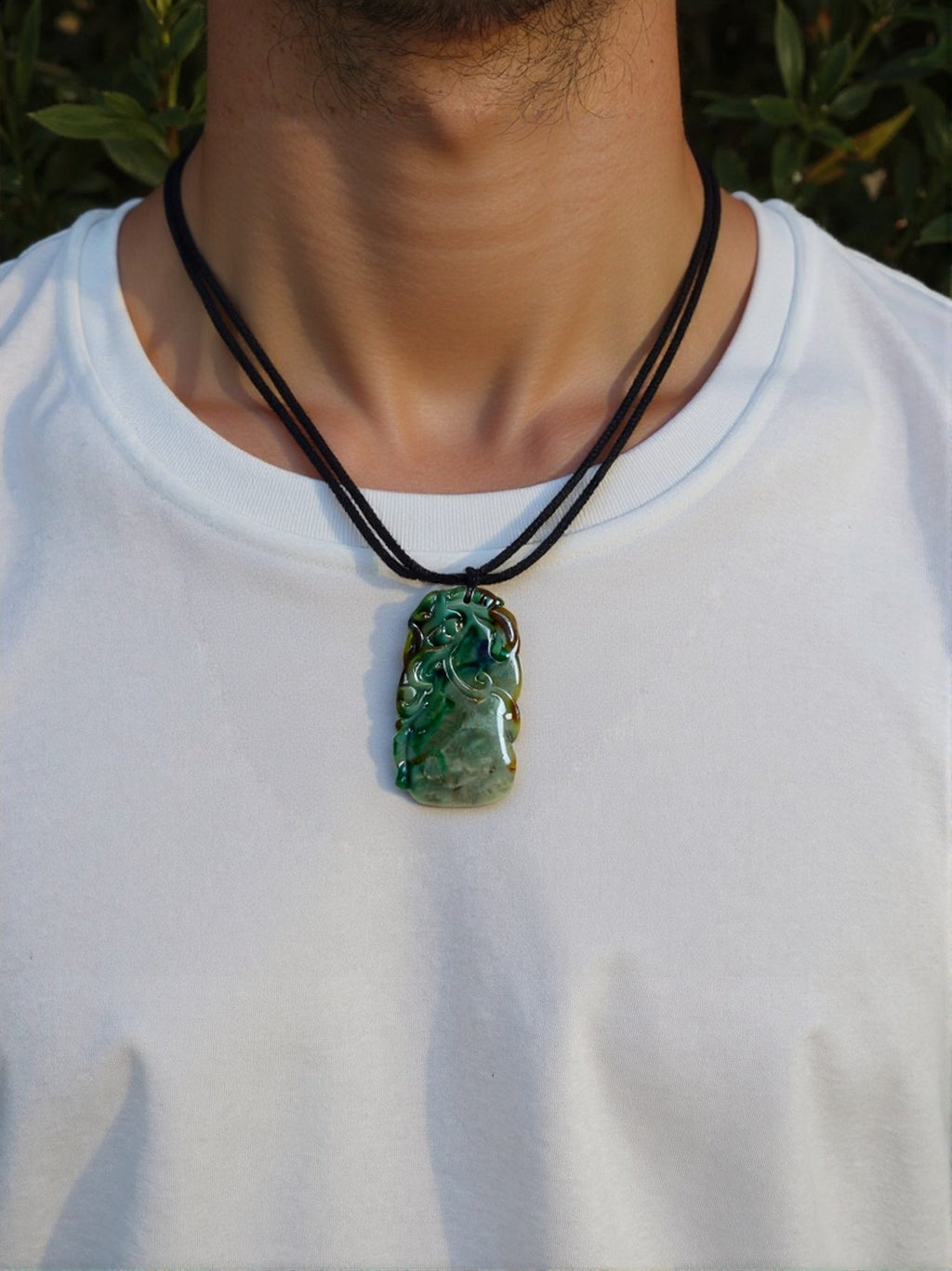 Natural Two-Tone Jade Hulu Pendant Carved with Ruyi & Bat (Fushu)