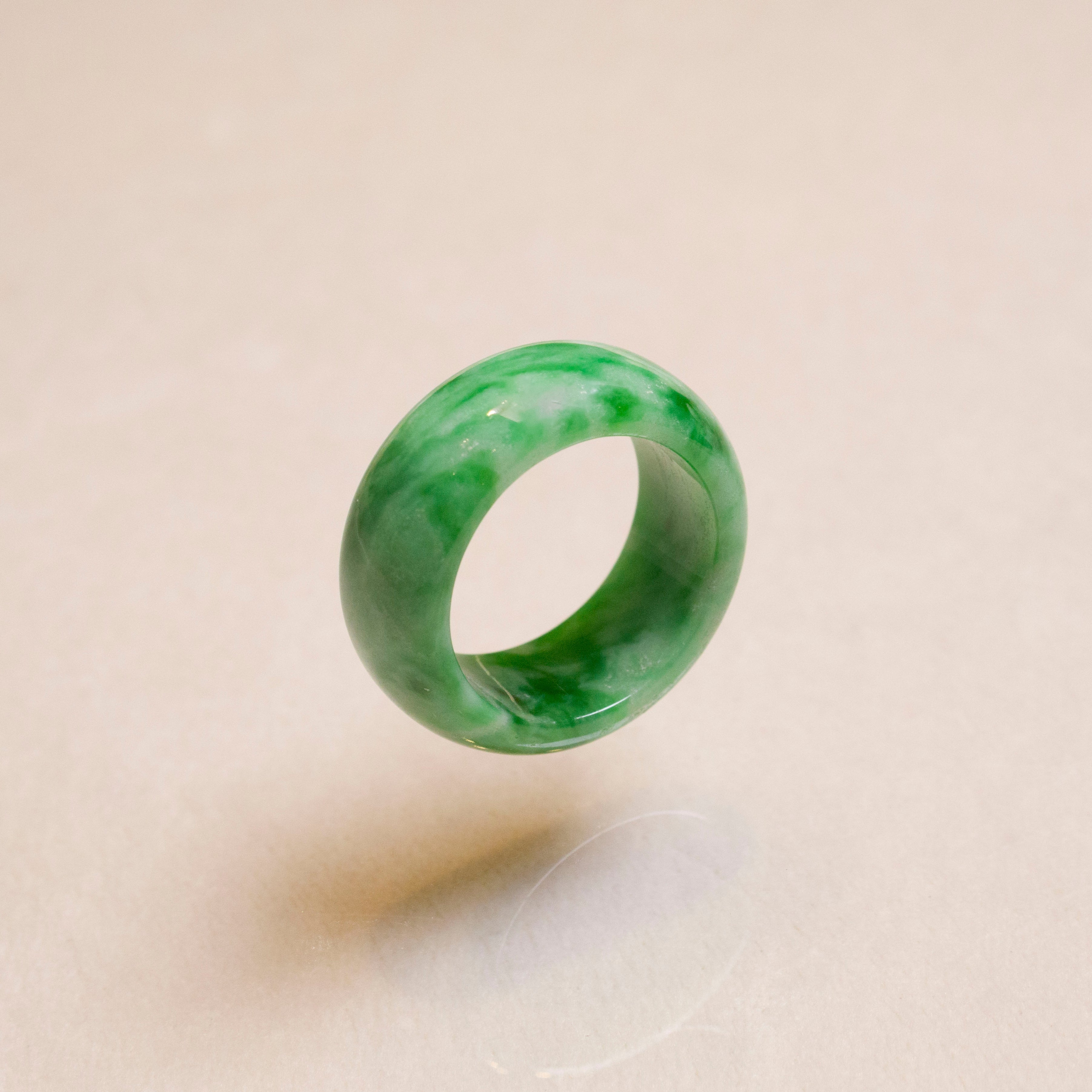 US9.5 Intense Green Imperial Jadeite Ring – Natural Untreated Type A Jadeite