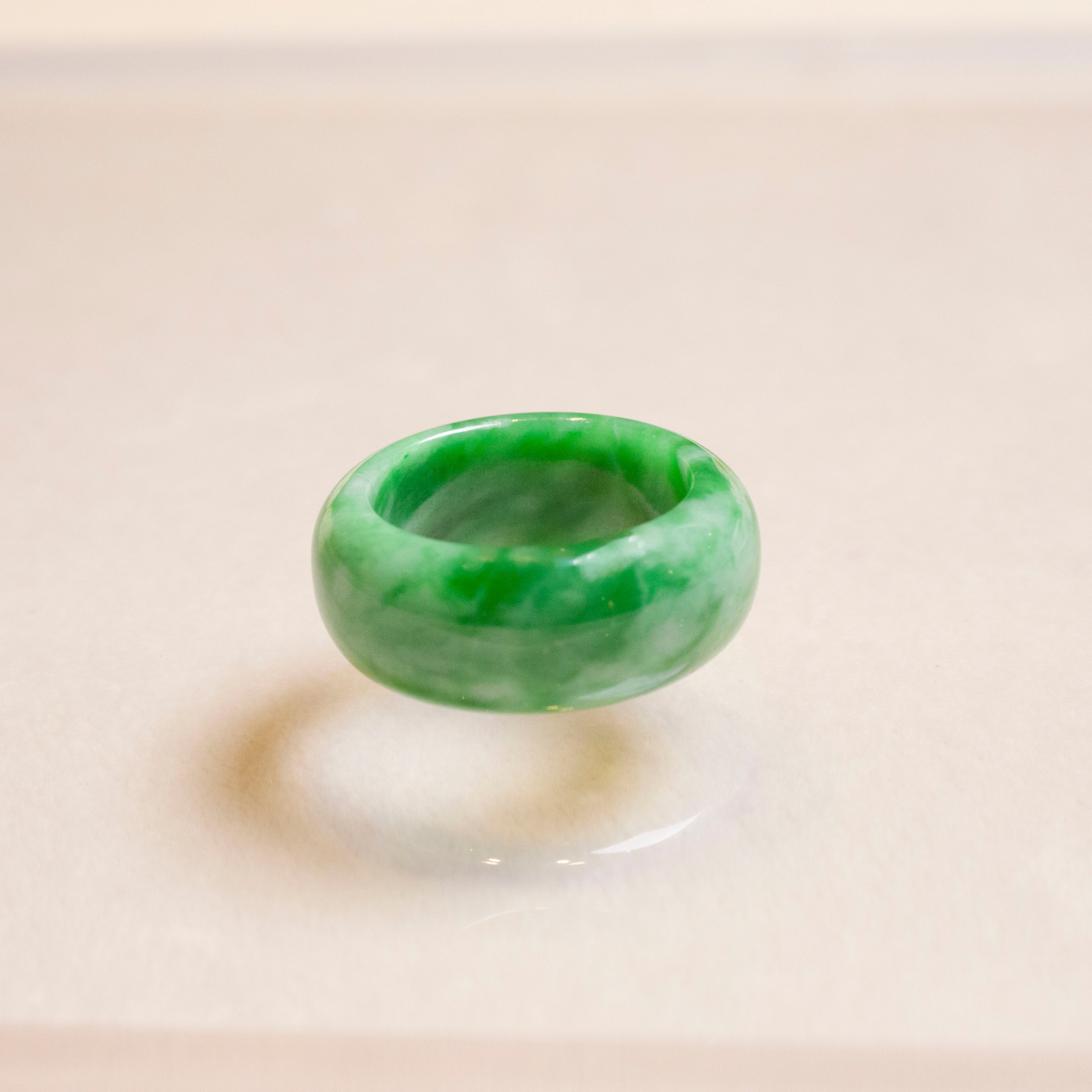 US9.5 Intense Green Imperial Jadeite Ring – Natural Untreated Type A Jadeite
